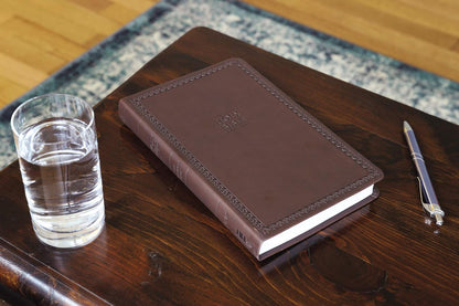 NIV, Value Thinline Bible, Leathersoft, Brown, Comfort Print